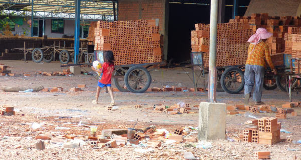 Brick to School - Sostegno a Distanza Cambogia