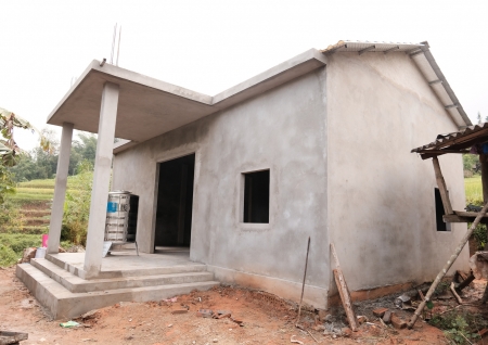 Concluso il progetto in risposta al tifone Yagi: 41 abitazioni e una scuola ricostruite e messe in sicurezza