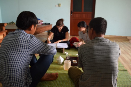 Vietnam: progetti, incontri e ... "miniere" da scoprire
